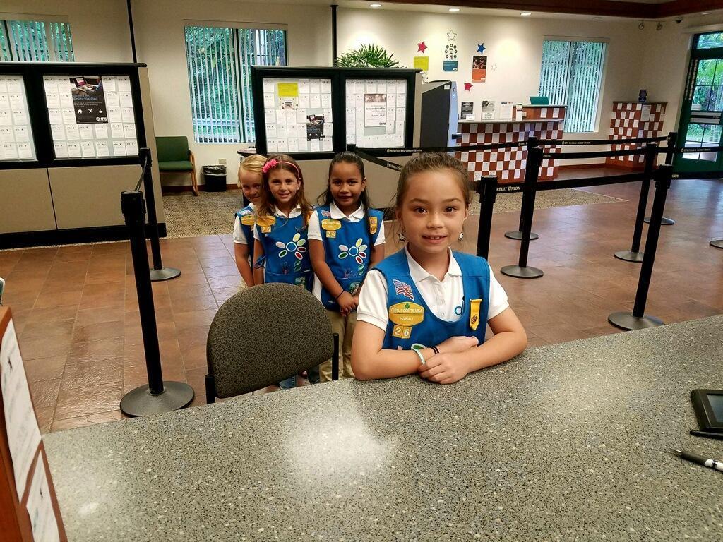 girls making deposits