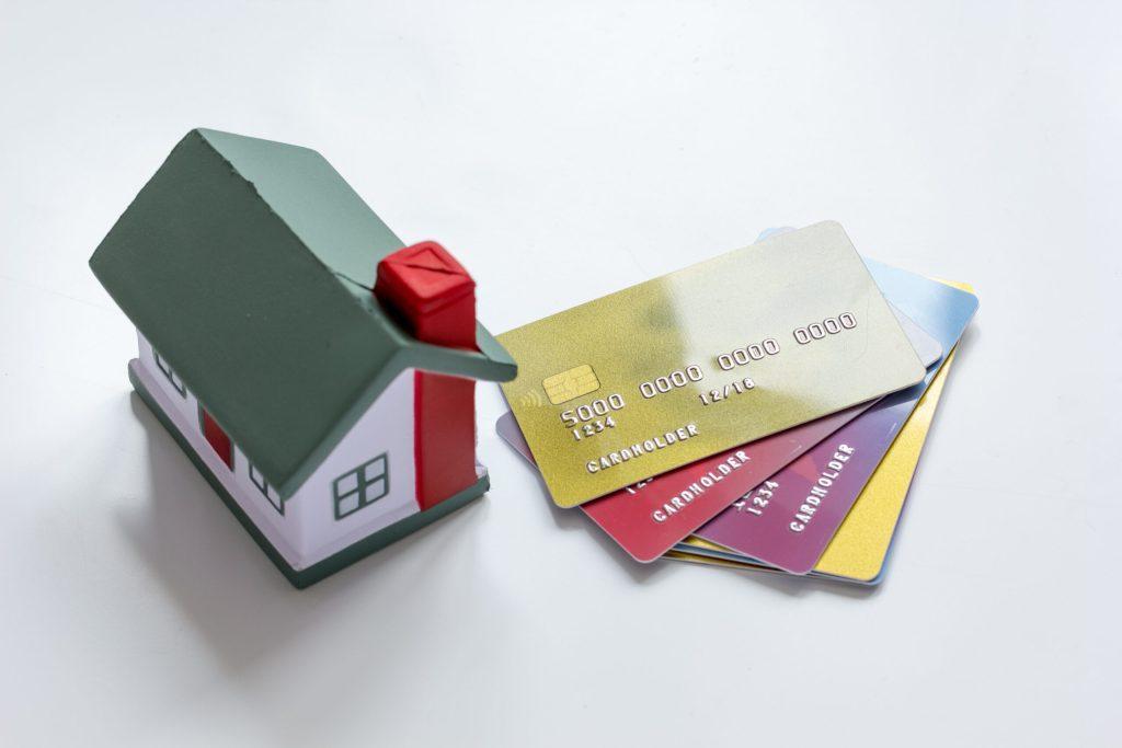 Applying for Credit Card Before Closing