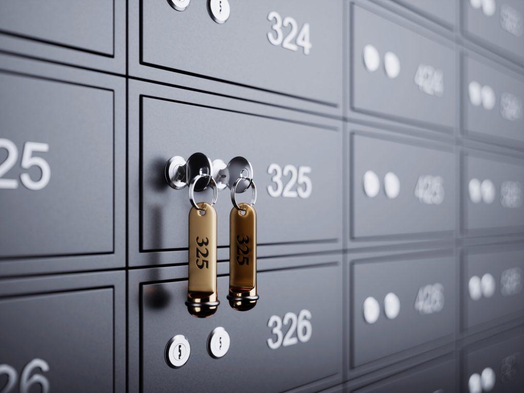 how do safe deposit boxes work?